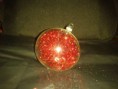 /album/arlekin/esfera-transparente-rellena-de-color-rojo-jpg2/